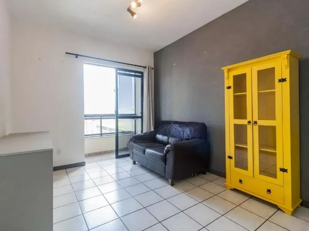 Apartamento 1 Quarto 42m² - Kobrasol