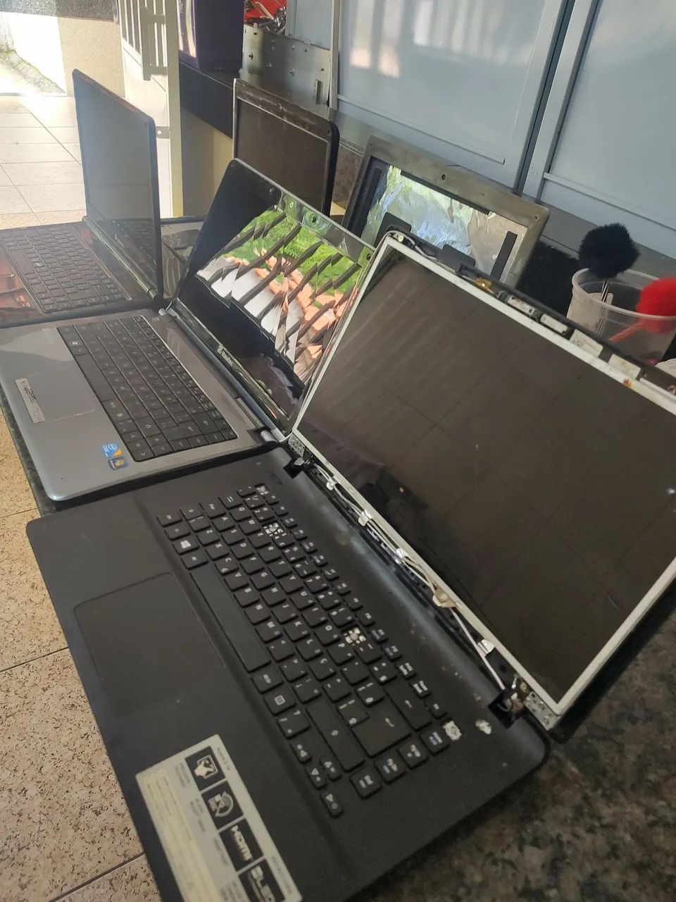 Lote com 5 notebooks com defeito - Foto 2
