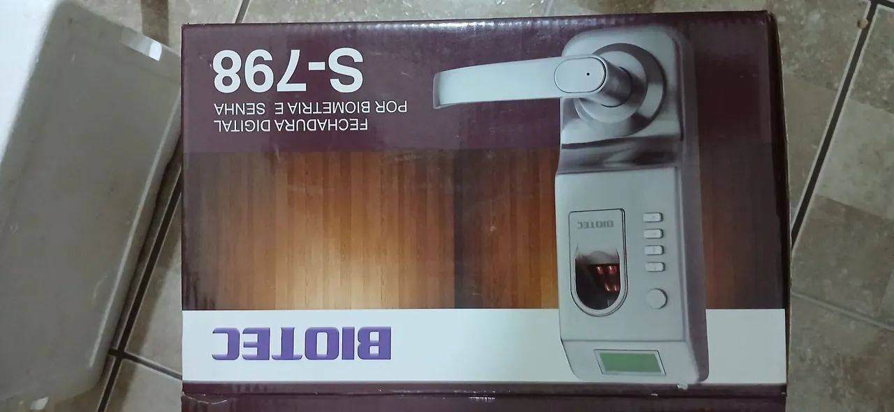 Fechadura com leitor de digital e senha  - Foto 4