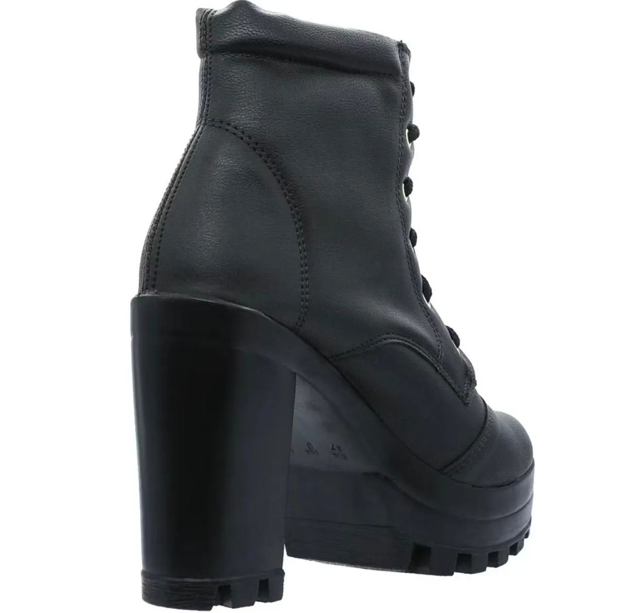 Bota de courino  seminova   - Foto 4