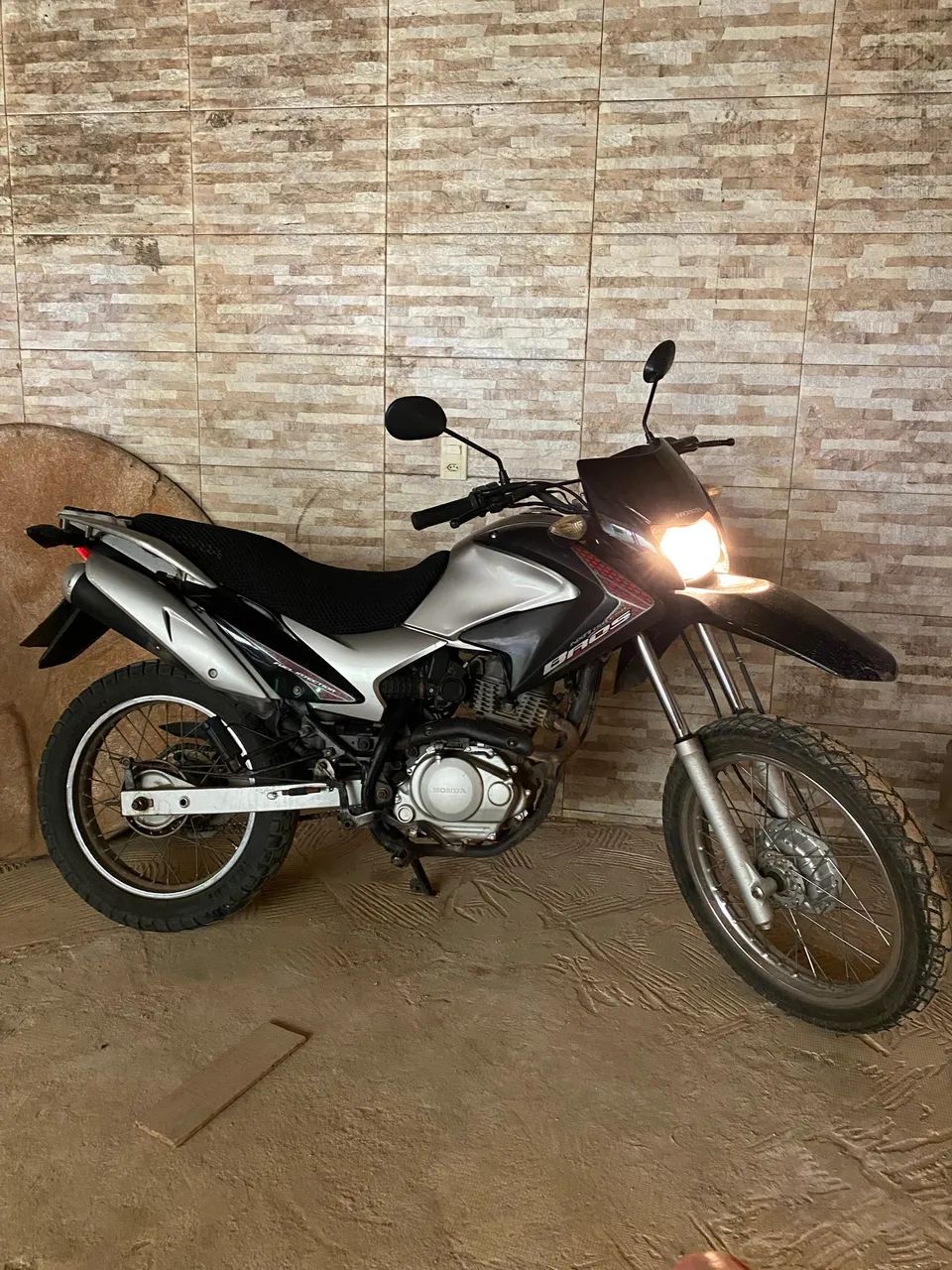 Bros 150  - Foto 2