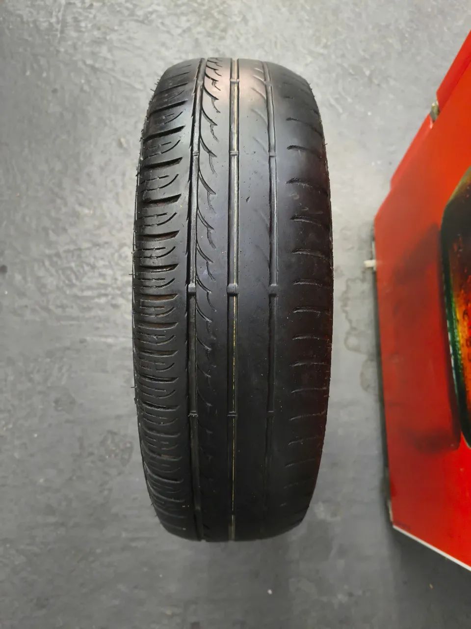 Roda Fiat 147 com pneu  - Foto 4