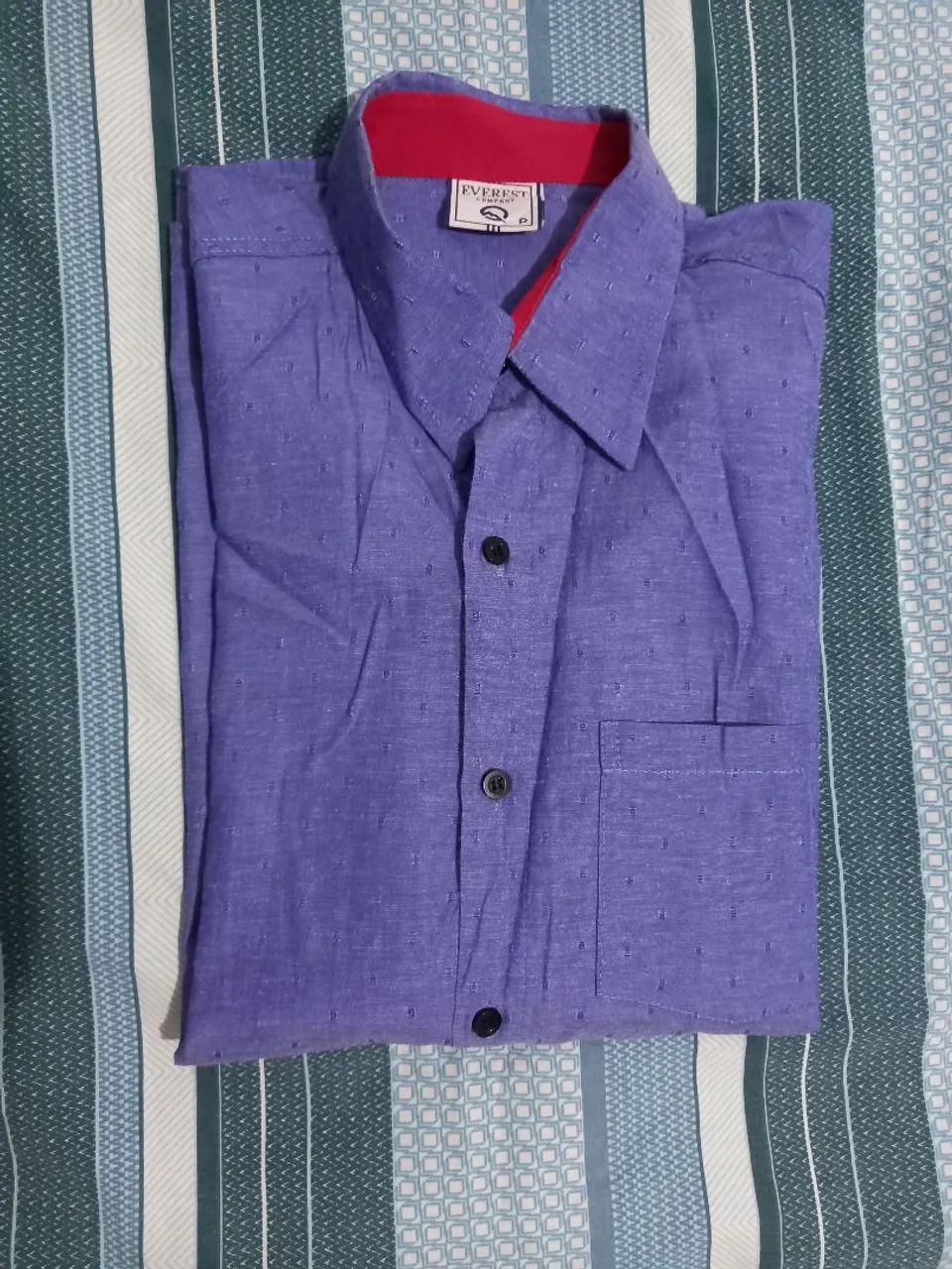 CAMISAS SOCIAIS MASCULINAS - DIVERSOS MODELOS E TAMANHOS  - Foto 2