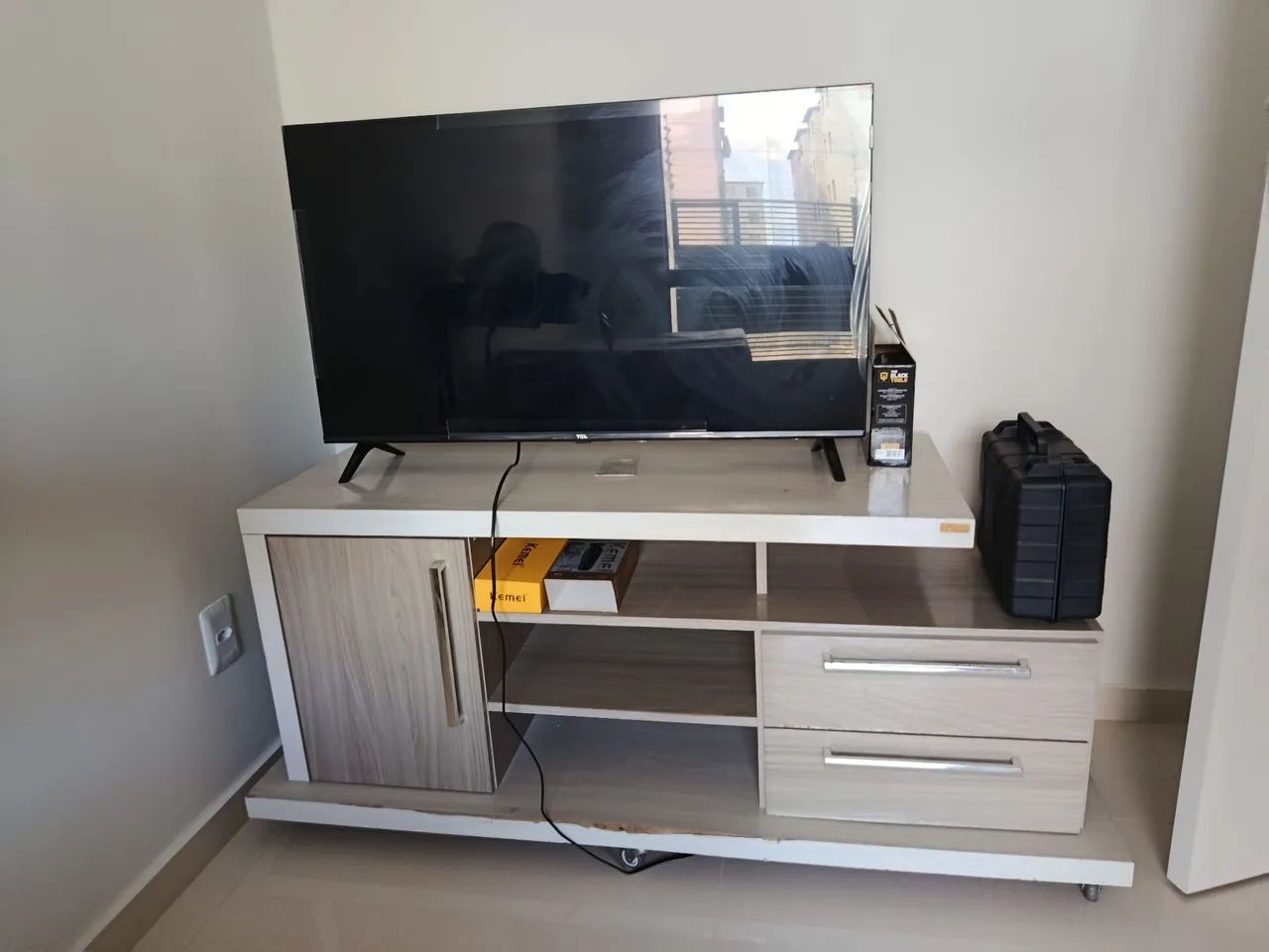 Vendo TV  43 polegadas 