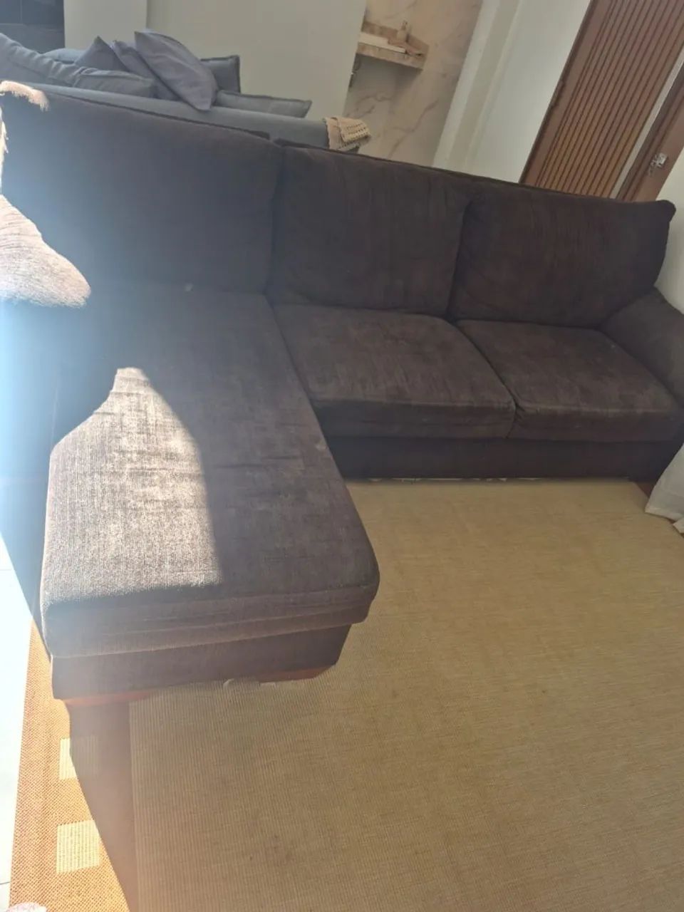 Sofá com Chaise - Foto 4