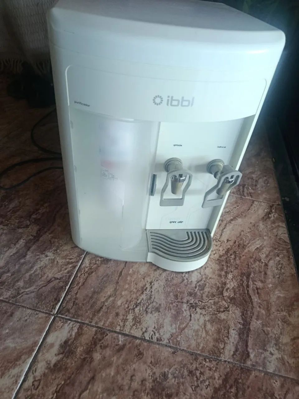 Bebedouro com compressor 
