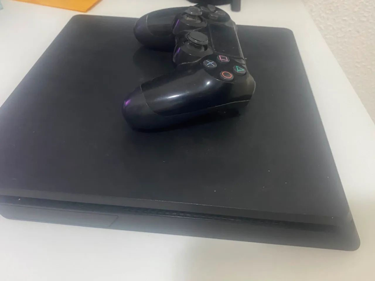 PlayStation 4 slim - Foto 2