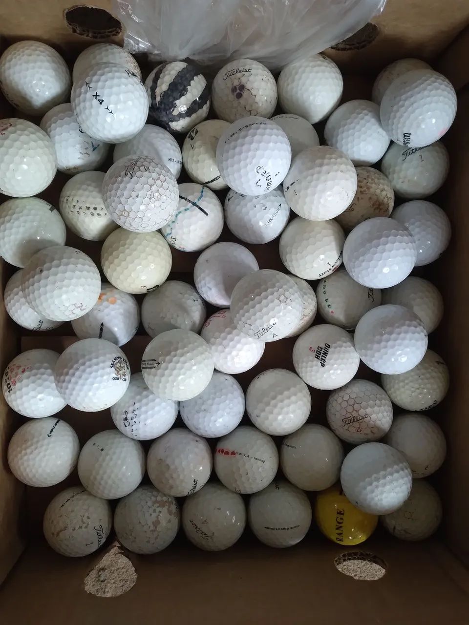 60 bolas de golfe usadas  - Foto 2