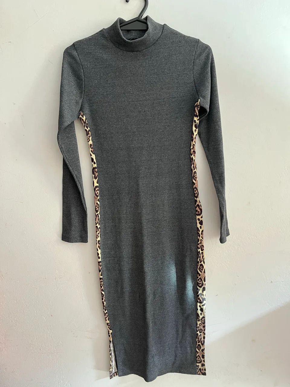 Vestido Cinza