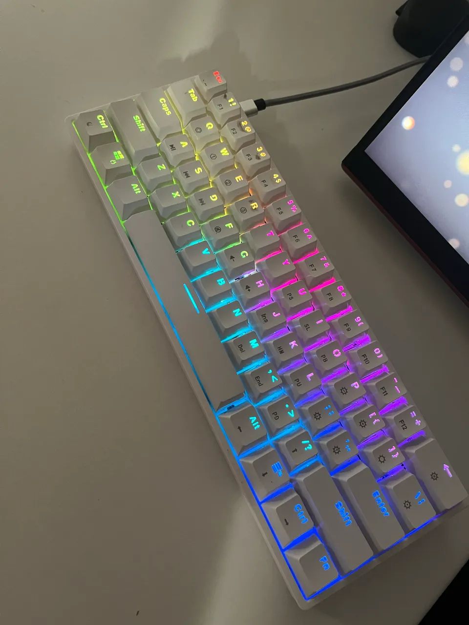 Teclado Mec ânico SK61 Keyboard software Switch gateron silve/cinza - Foto 4