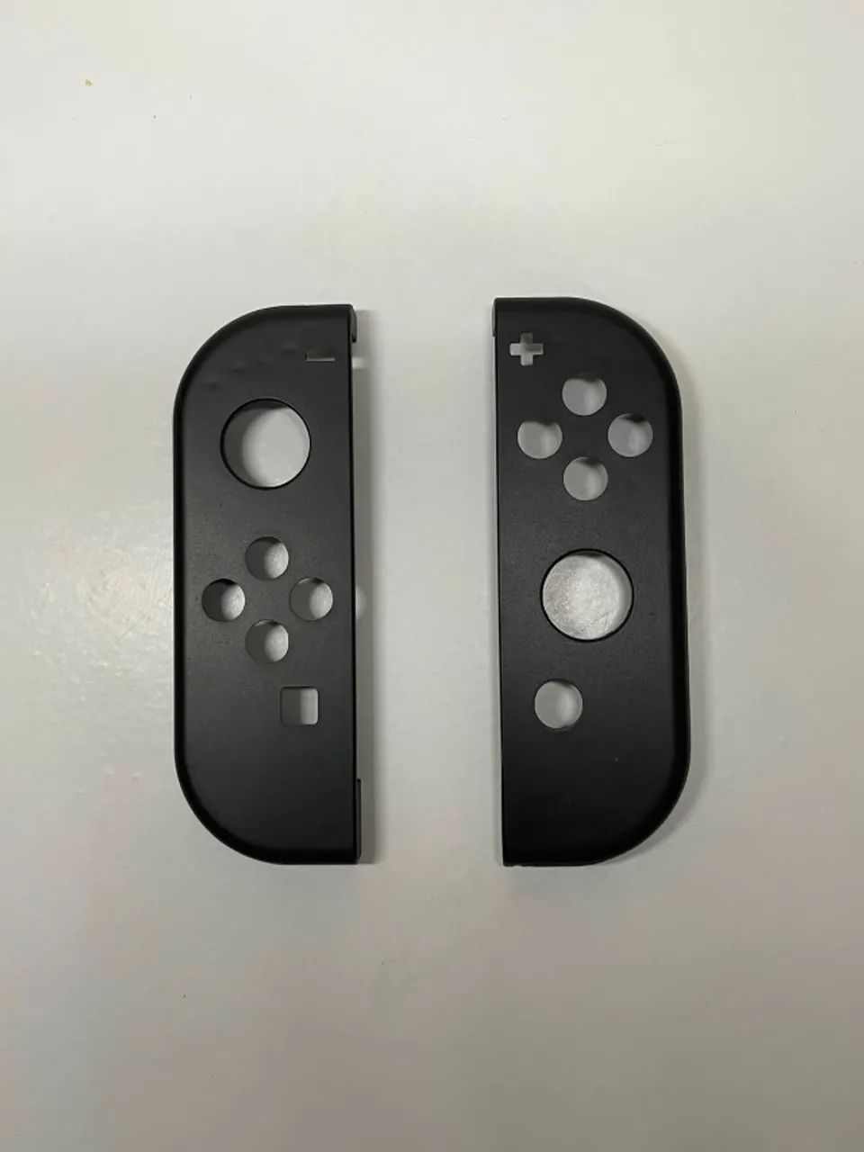 Carcaça Preta Switch Joycon + Analógico branco