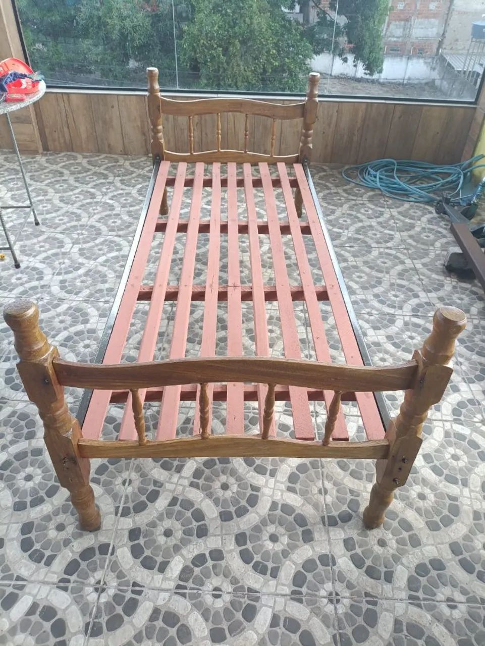 Cama em madeira (solteiro) - Foto 4