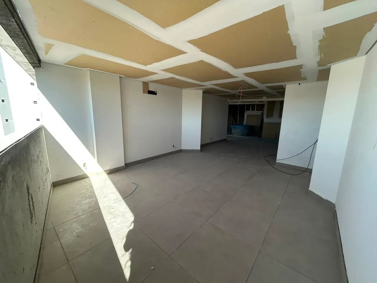 ESPETACULAR SALA COMERCIAL - LIV MALL - Foto 3