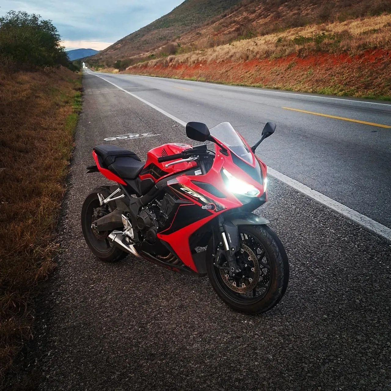  Cbr 650r - Foto 2