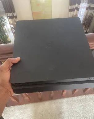 PS4 1TB - Foto 4