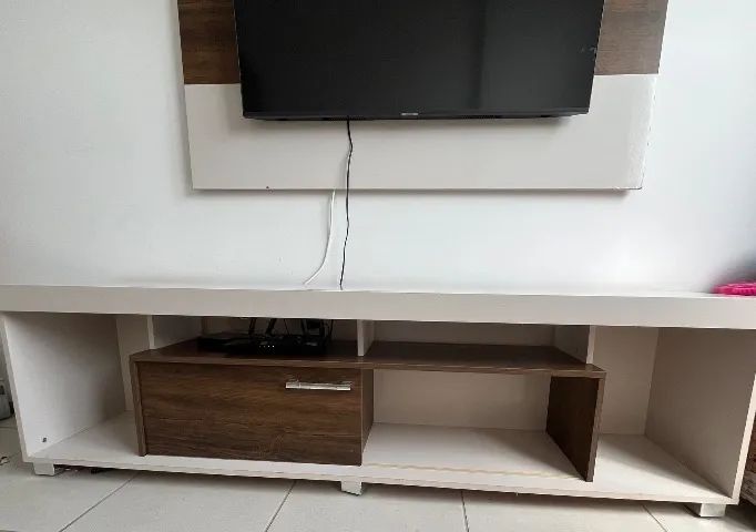 Rack e painel de tv