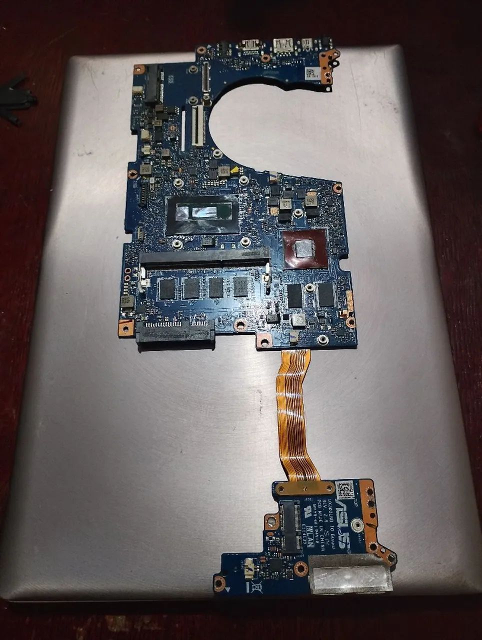Placa mãe notebook Asus UX303L i7 com defeito 