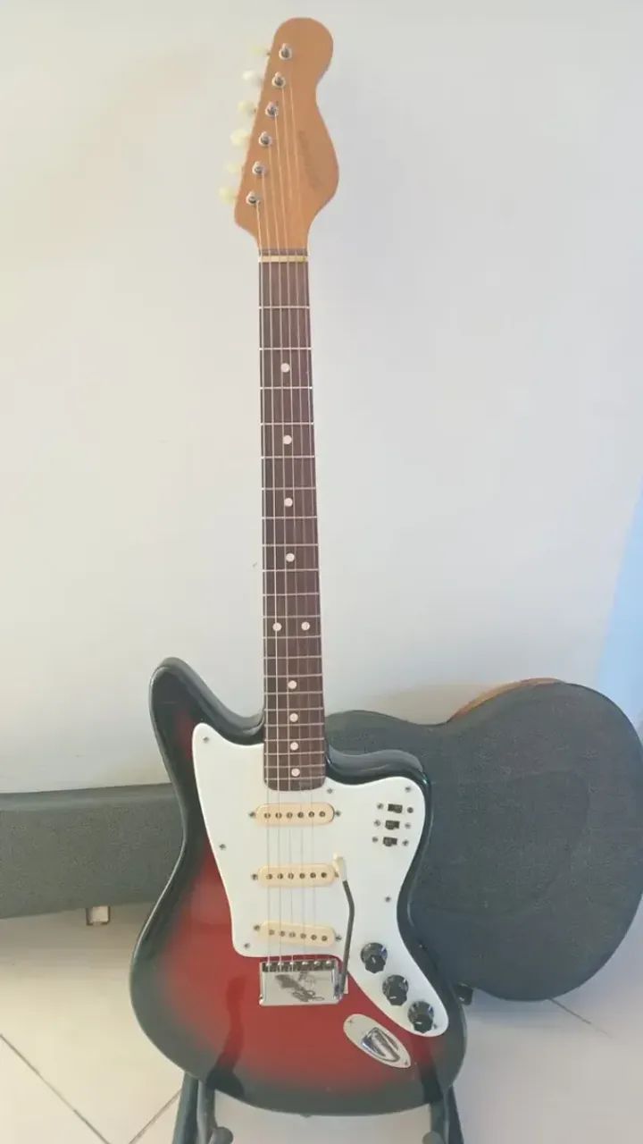 Guitarra Giannini Supersonic Com Case - Foto 4
