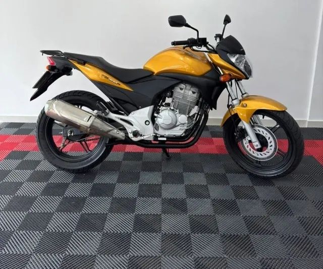 HONDA CB 300R 2010 - Foto 3