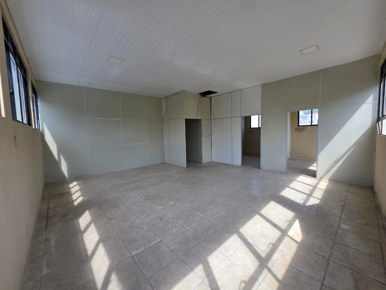 Ponto Comercial 450m2. Vieiralves. - Foto 2
