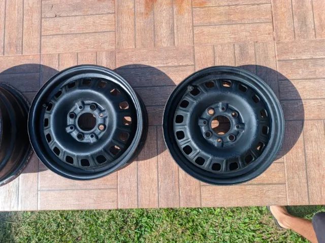 Aro 13 4 furos sem pneu (retirar em Sampaio Corrêa)
