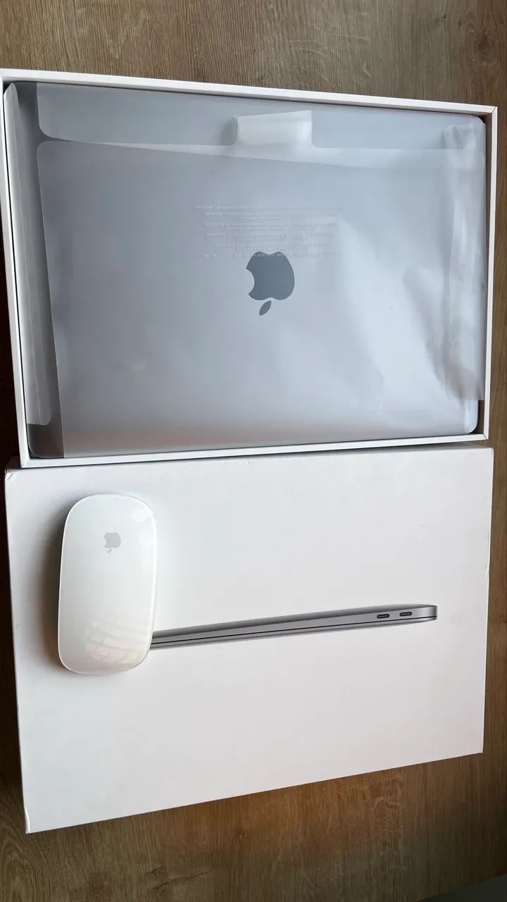 MacBook Air M1 13インチ 本体（MAGIC MOUSE付） MacBook Air M1 13? 8GB 256GB + Magic Mouse + Caixa - Notebooks
