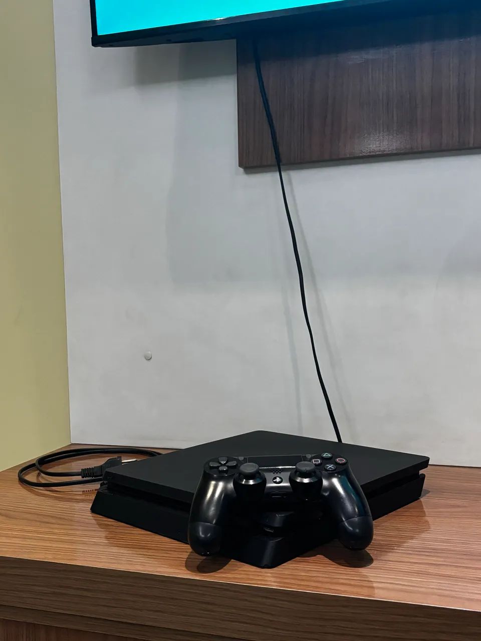 Ps4 slim 1tb - Foto 3