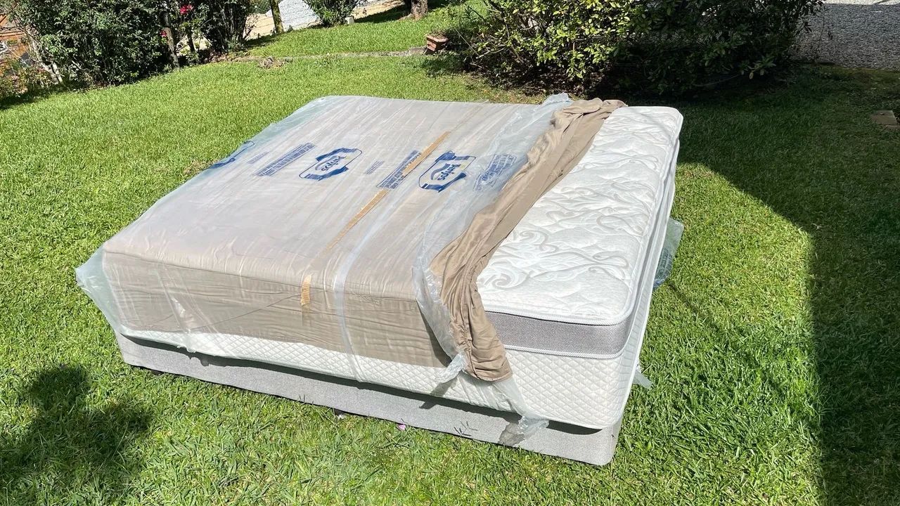VENDE-SE CAMA KING + BOX EM PERFEITO ESTADO - Foto 3