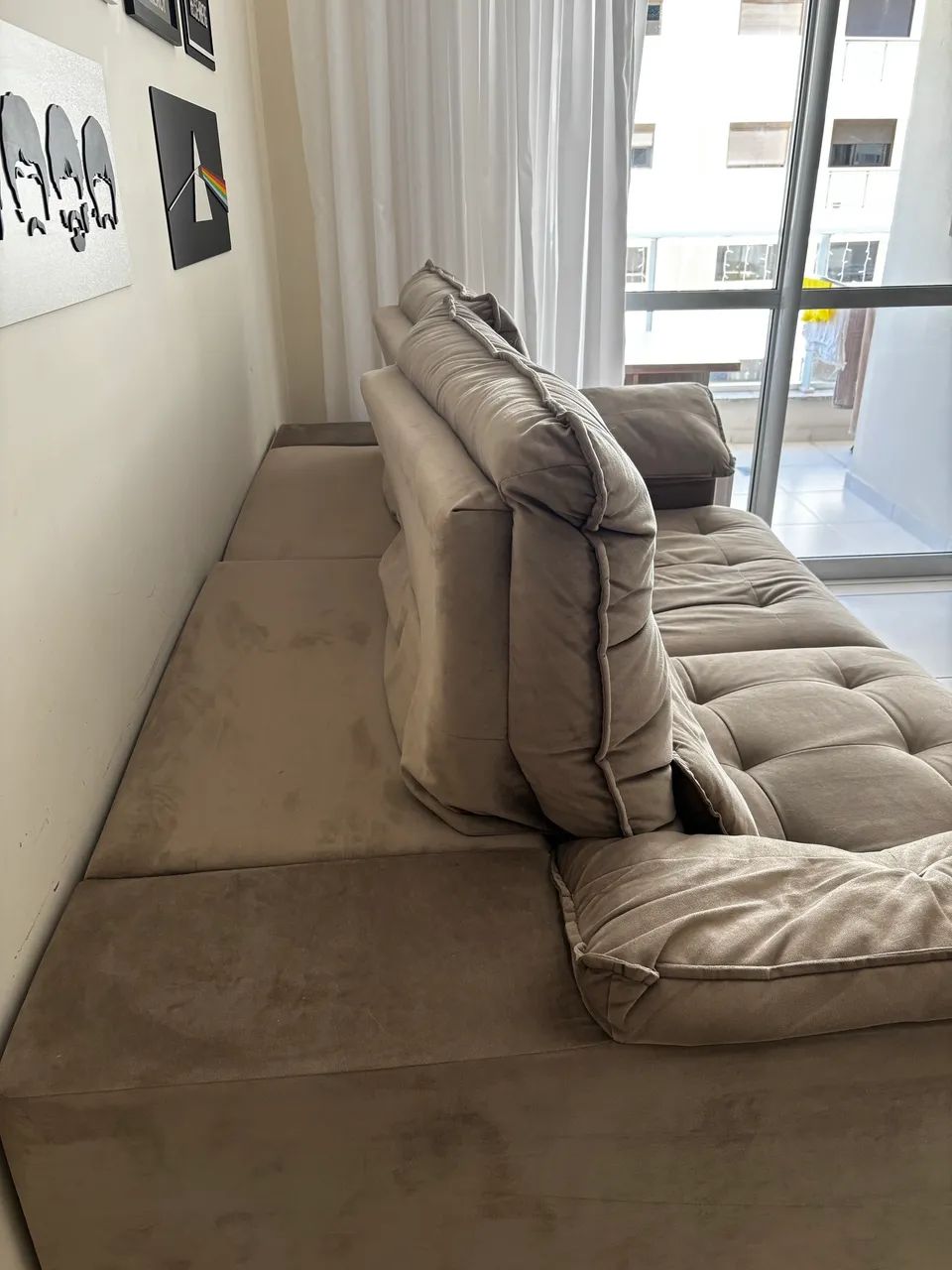 Sofá Retrátil Grande e Confortável - Ótimo Estado - Foto 3