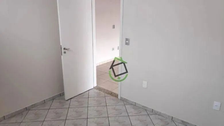 Casa com 2 dormitórios para alugar, 150 m² por R$ 1.450,00/mês - Vila Xavier (Vila Xavier) - Foto 12