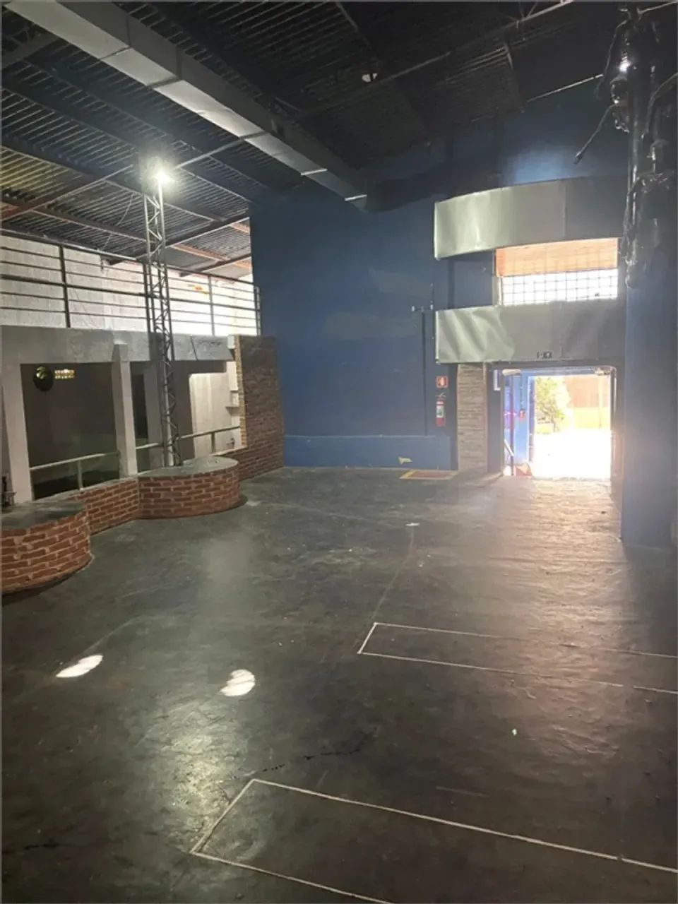 Salão na Serra da Cantareira área 2580m e 700m construído com 80 vagas - Foto 2