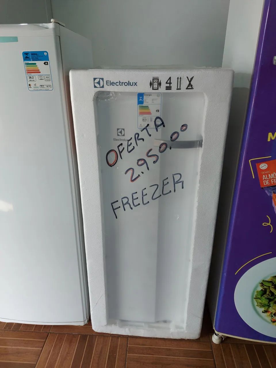 Freezer Novo vertical Electrolux  - Foto 5