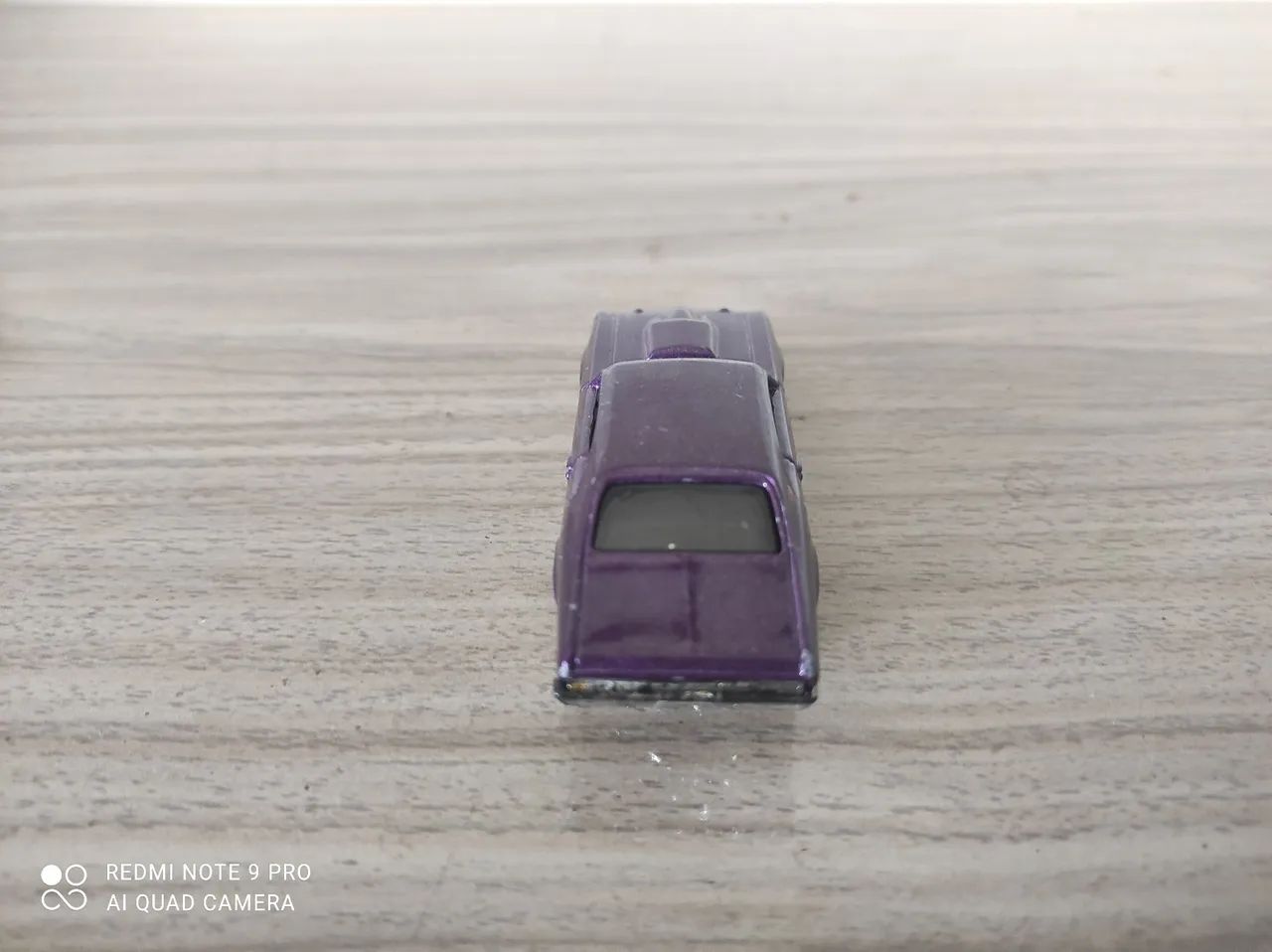 Hot Wheels '68 Chevy Nova 2006 Red Line - Foto 3