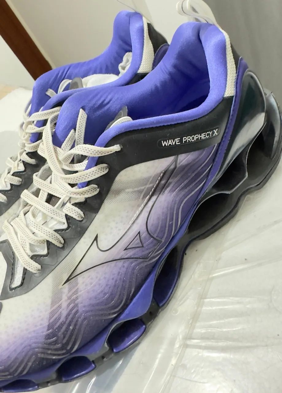Tênis Mizuno pro X
