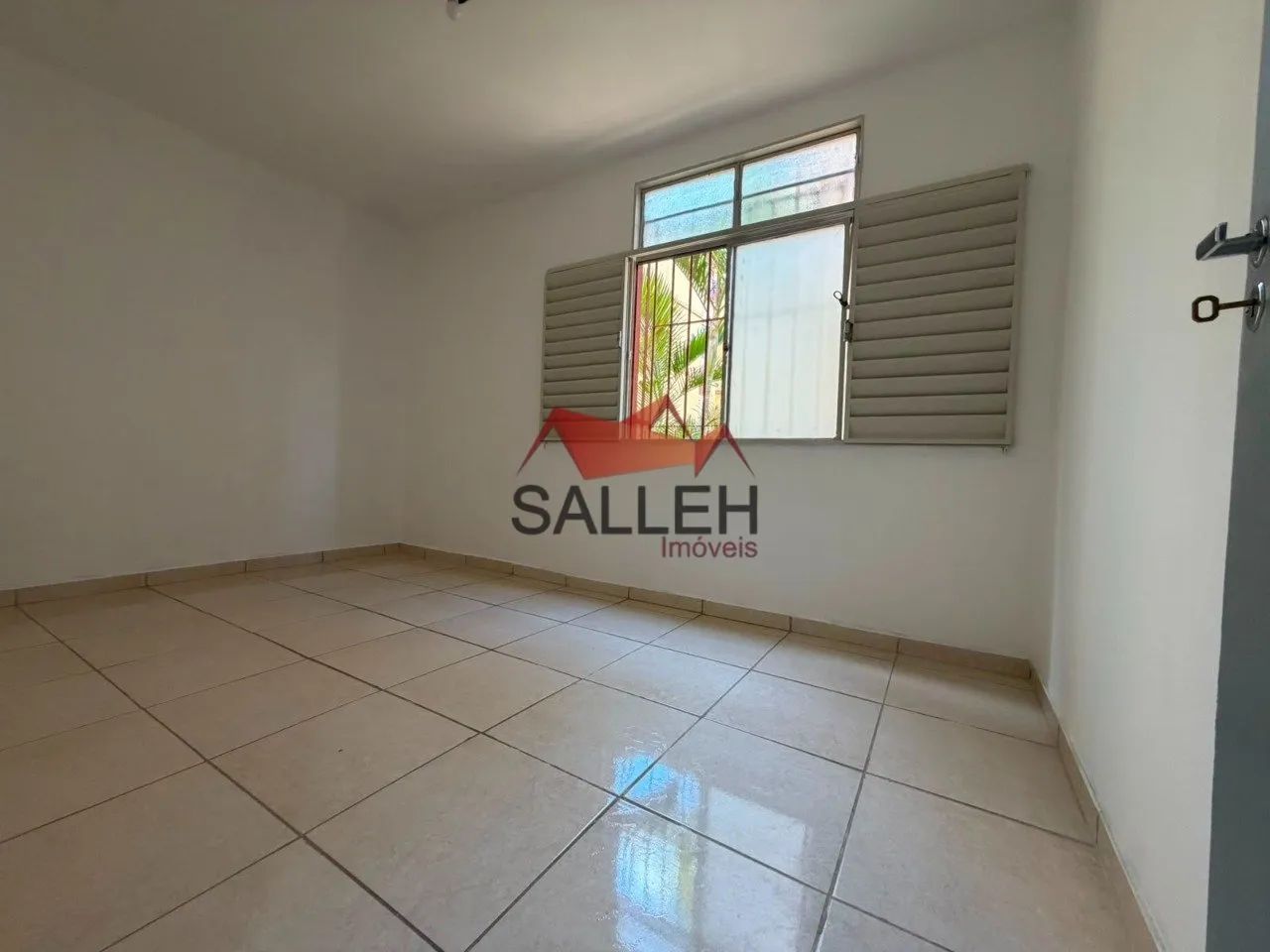 Oportunidade!!! Apartamento 02 quartos com vaga de estacionamento - Foto 4