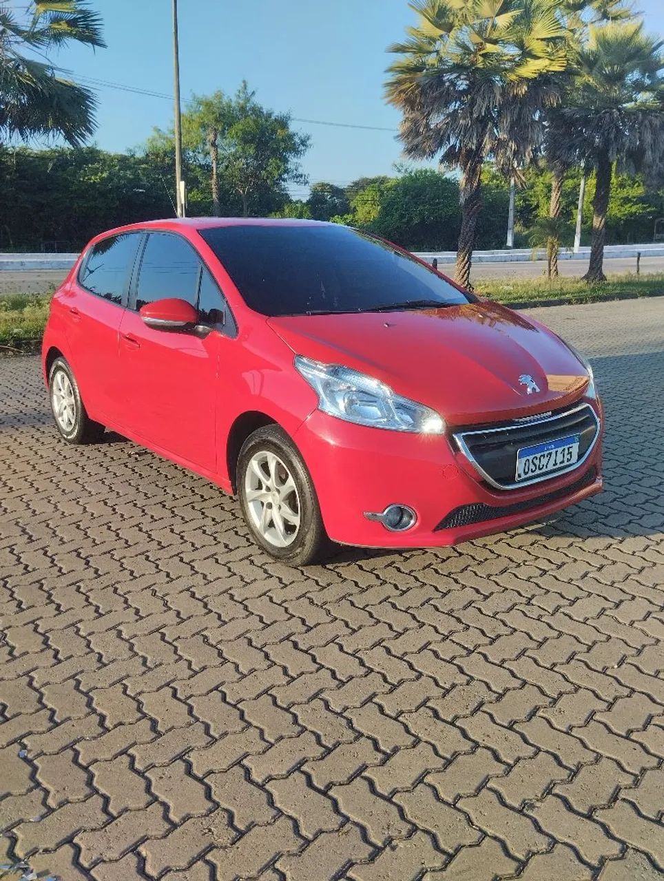 Peugeot 208 208 Active/Active Pack 1.5 Flex 8V 5p 2014
