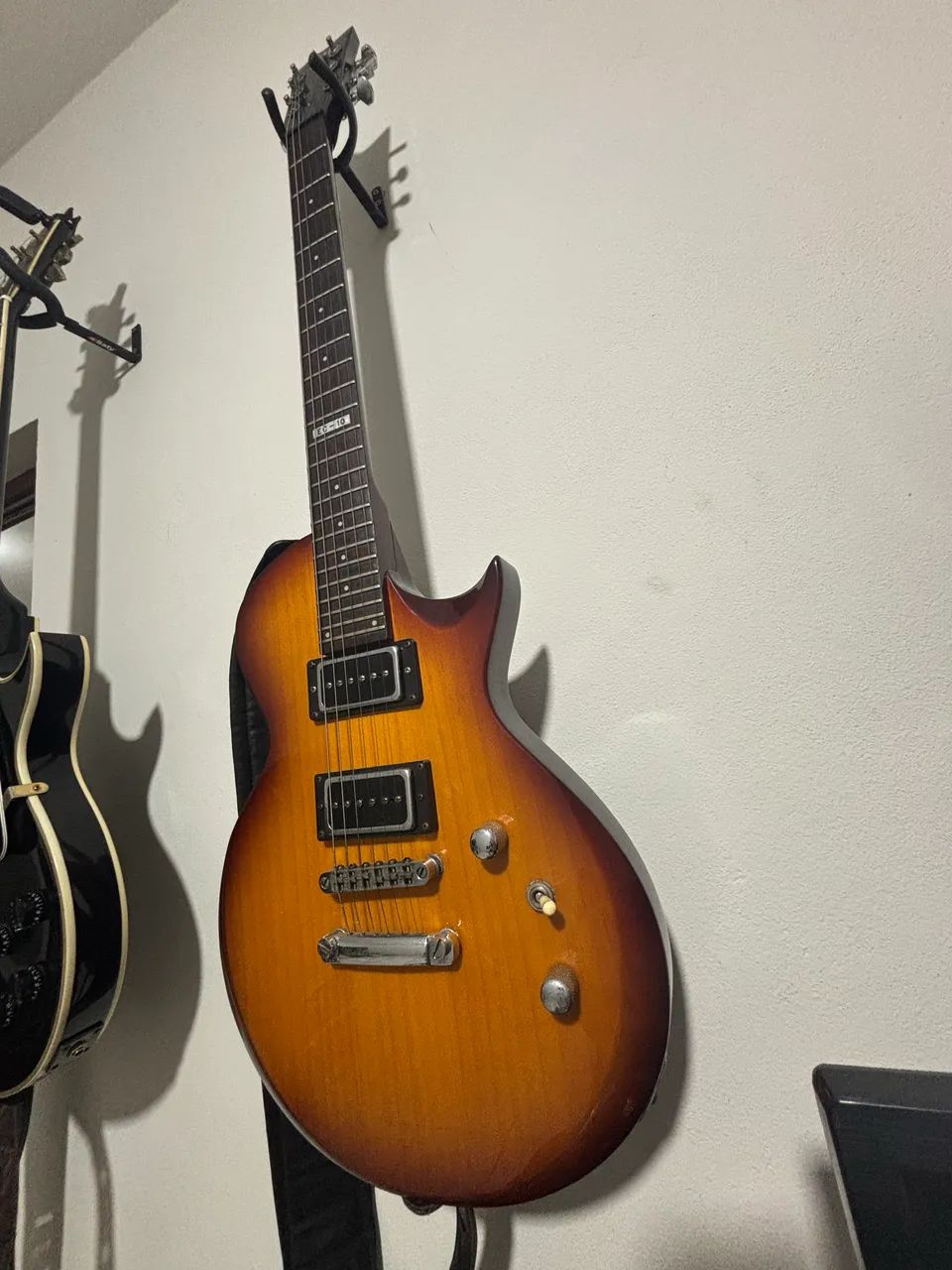 Guitarra LtD Les Paul  - Foto 2