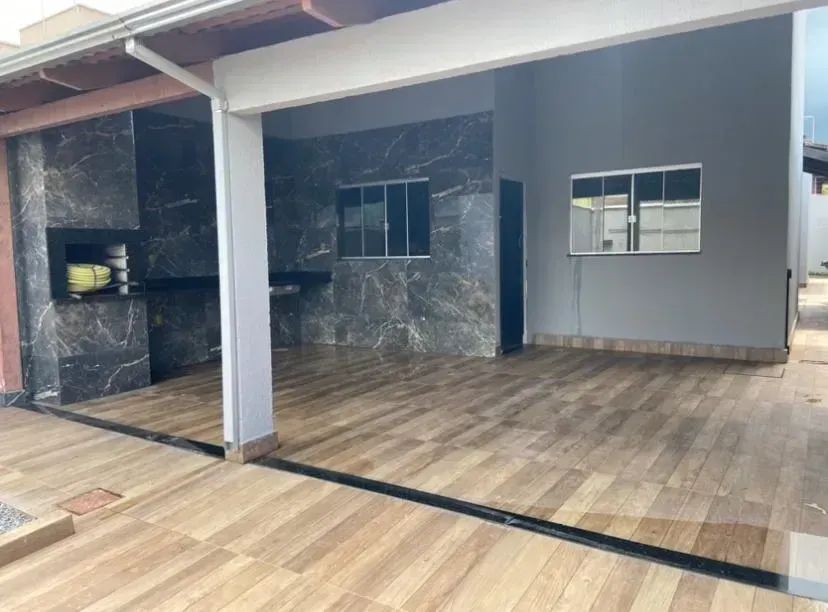 Casa a venda com 3 quartos 1 suíte próximo a praça central - Foto 2