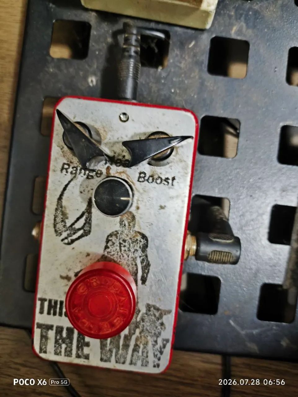 Pedal treble booster 