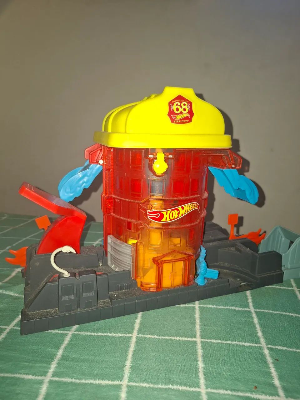 Brinquedo hotwells