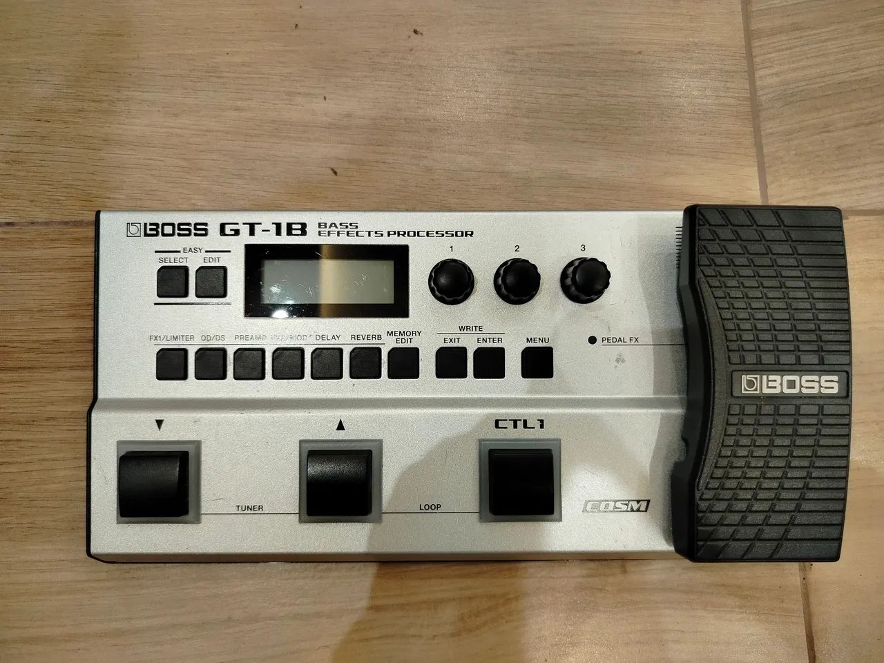 Pedaleira Boss GT 