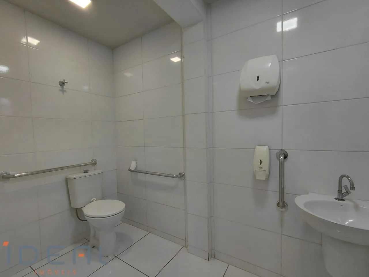 Sala para alugar no bairro Zona 07 - Maringá/PR - Foto 5