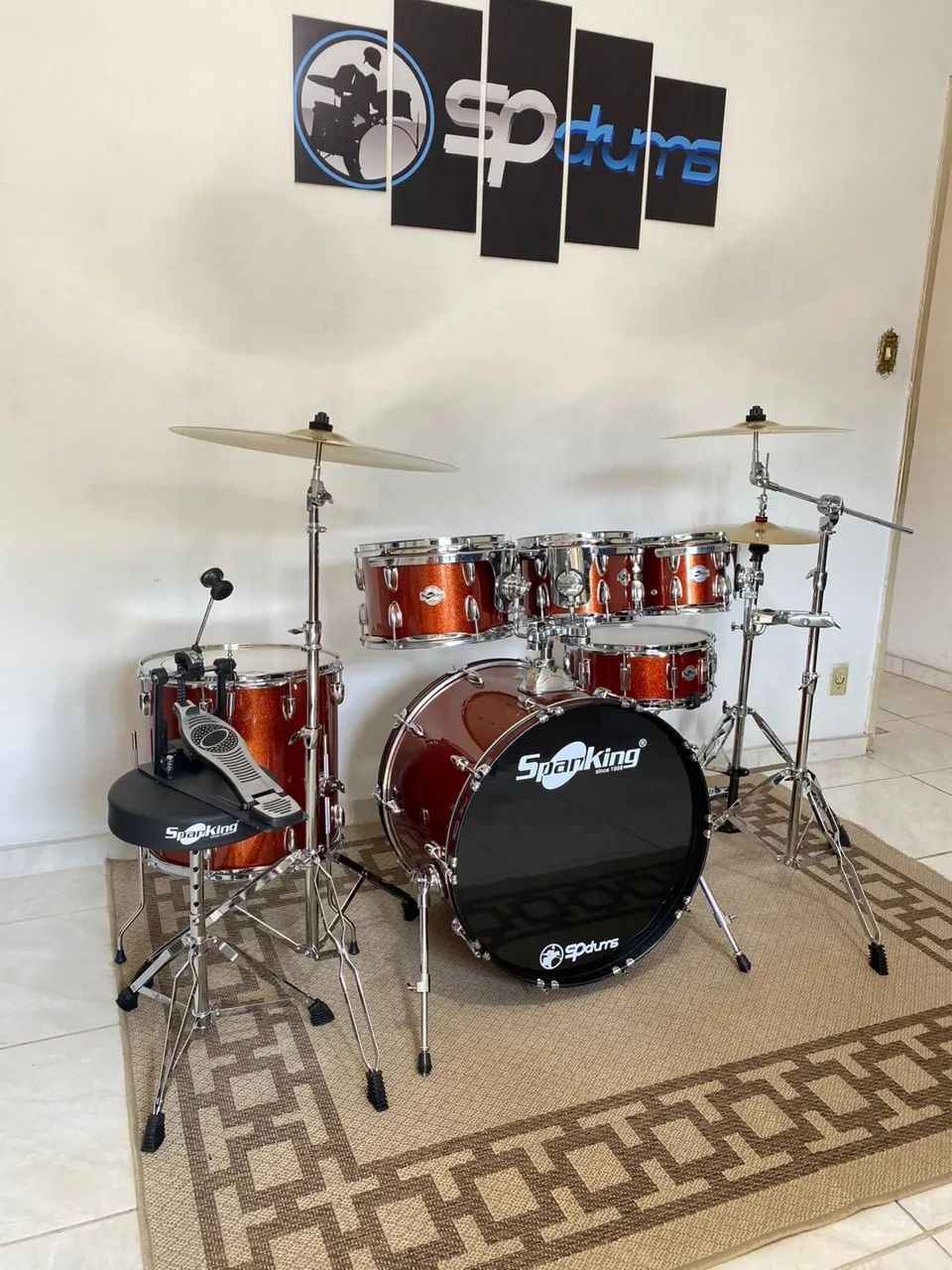 Bateria Completa 3 Tons Spanking Com Banco Pratos 