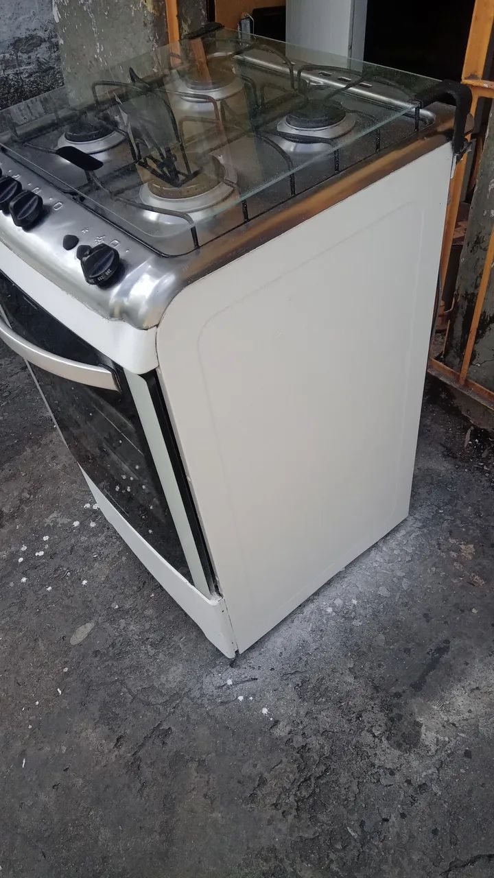 Fogão Eletrolux 4 bocas com automatico - Foto 5