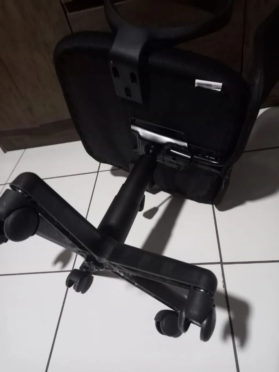 Vendo cadeira semi.nova - Foto 4