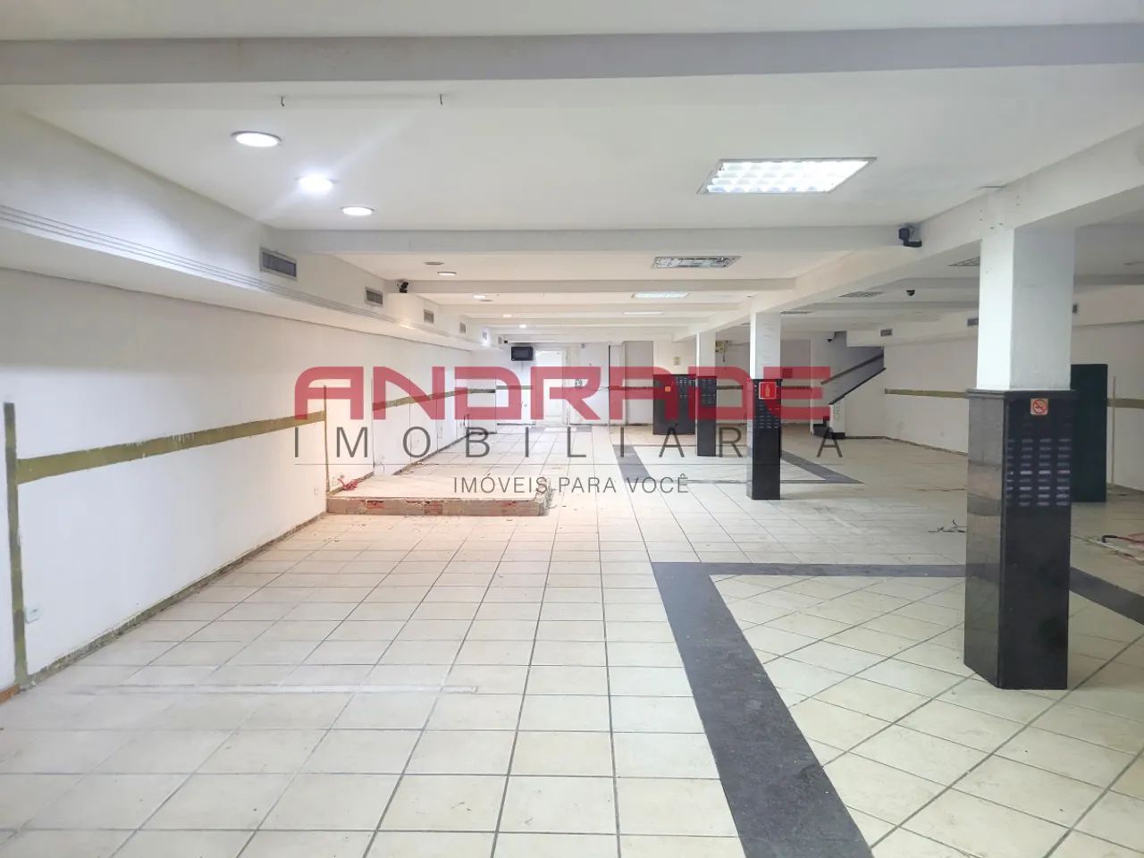 Loja para alugar no Centro de Curitiba com 436m² - LO0045-AND - Foto 2