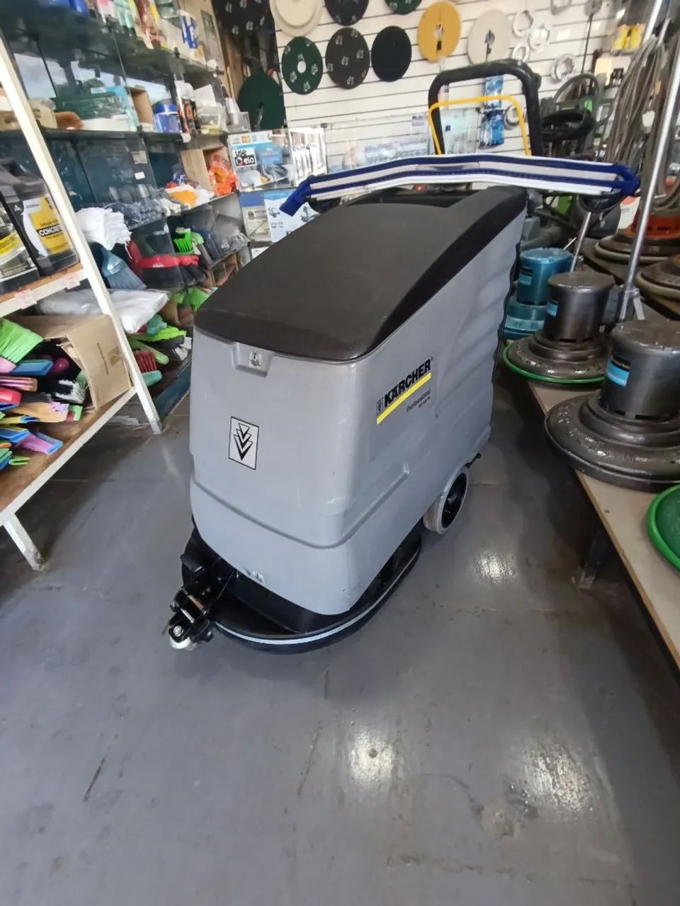 Auto lavadora de piso BD 530