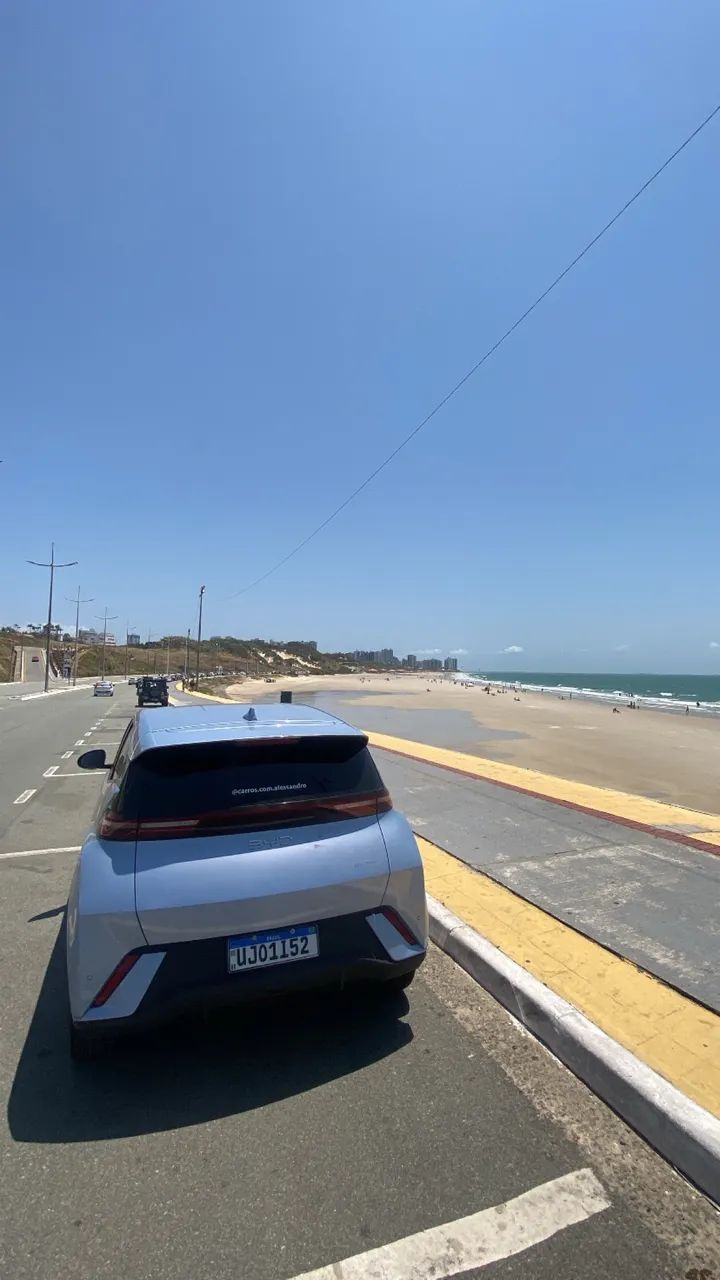 MOTORISTA PARTÍCULA COM CARRO 
