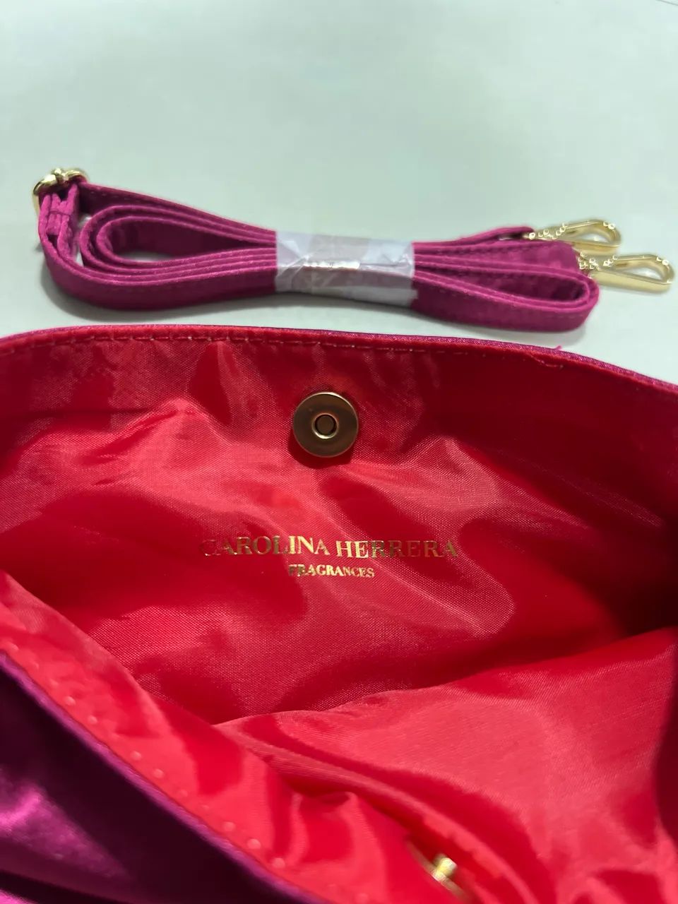 BOLSA CAROLINA HERRERA ORIGINAL (NOVA COM ALÇA) - Foto 4