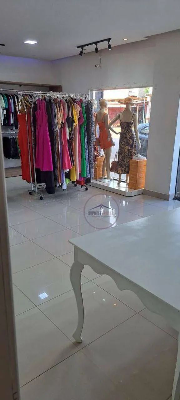Imóvel comercial à venda que inclui uma residência e um ponto comercial. - Foto 3